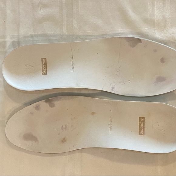 SOLD Louis Vuitton X Supreme white leather sneakers US Sz 8.5 preowned FLAWS - Picture 11 of 17